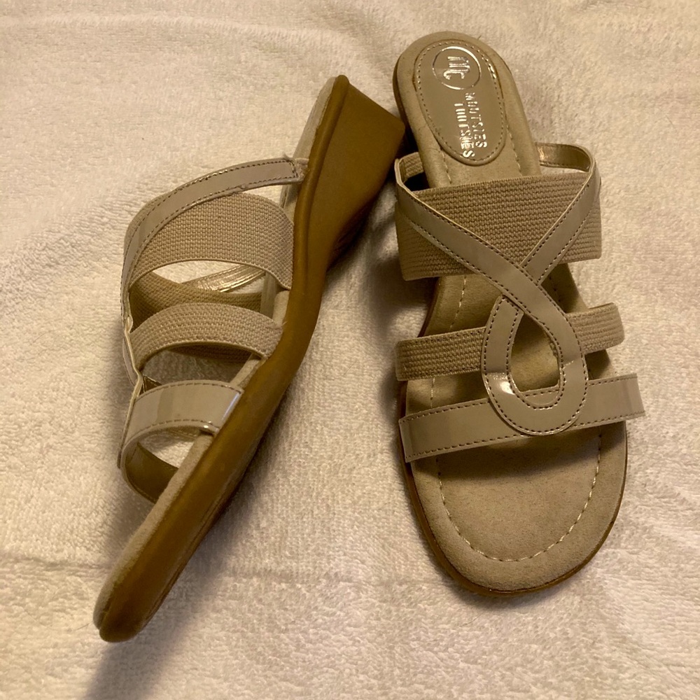 Mootsie Tootsies sandals size 7